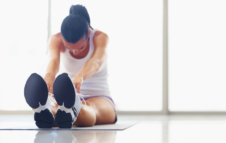 Échauffez-vous avant les exercices d’augmentation mammaire